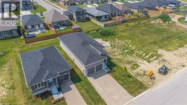 Saugeen Shores, ON N0H2C3,376 HAWTHORNE Street