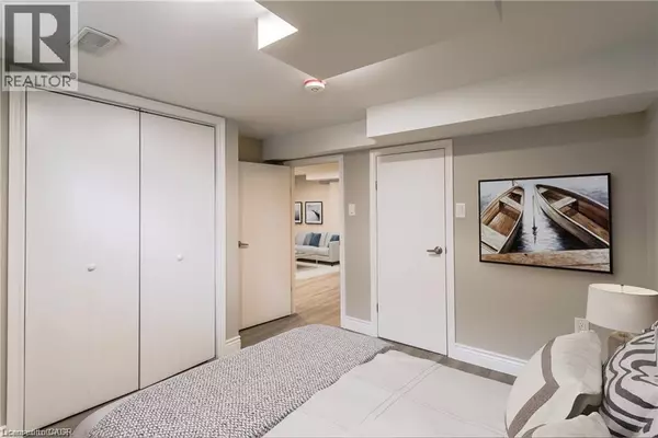 St. Catharines, ON L2M5X9,12 KAREN Avenue