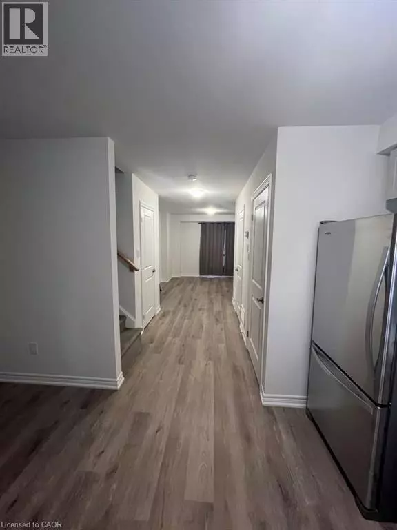 Hamilton, ON L8H0G9,12 RADISON Lane