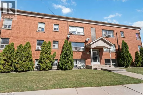 Hamilton, ON L8K1W8,2189 KING ST East #2