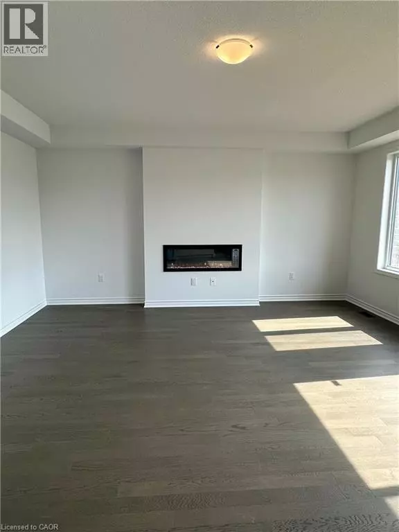 Kitchener, ON N2R0S9,267 ROSENBERG Way