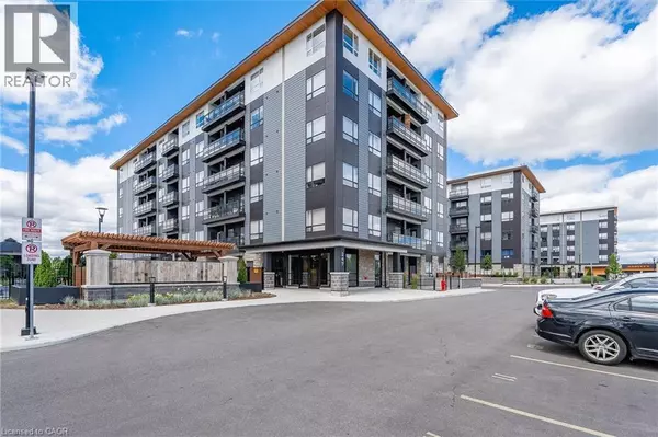 Waterloo, ON N2K0H1,247 NORTHFIELD DR East #202