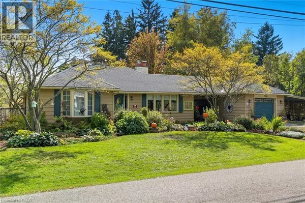 Hamilton, ON L9H4X8,136 HILLCREST Avenue