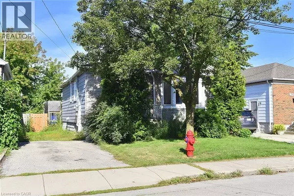 Hamilton, ON L8V4E5,82 EAST 38TH Street