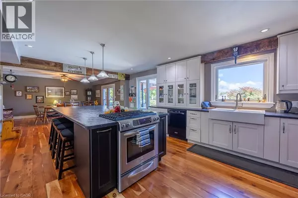 Port Dover, ON N0A1N6,14 PROSPECT Street