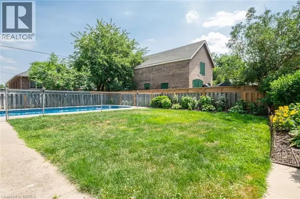 75 PARK AVE #BACK, Brantford, ON N3S5H4