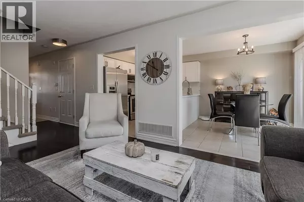 Burlington, ON L7M0K9,3356 MIKALDA Road