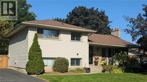 14 MEADOW Road, Brantford, ON N3R3L1