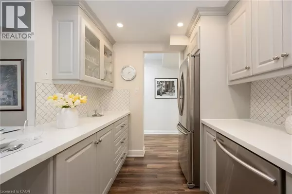 Oakville, ON L6H2R8,1359 WHITE OAKS BLVD #804
