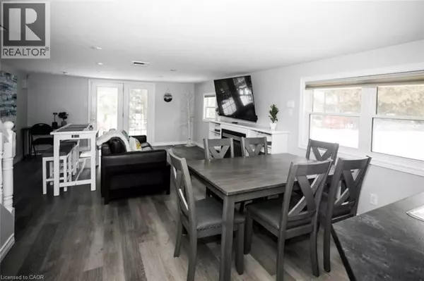 Port Elgin, ON N0H2C5,24 ARTHUR ST