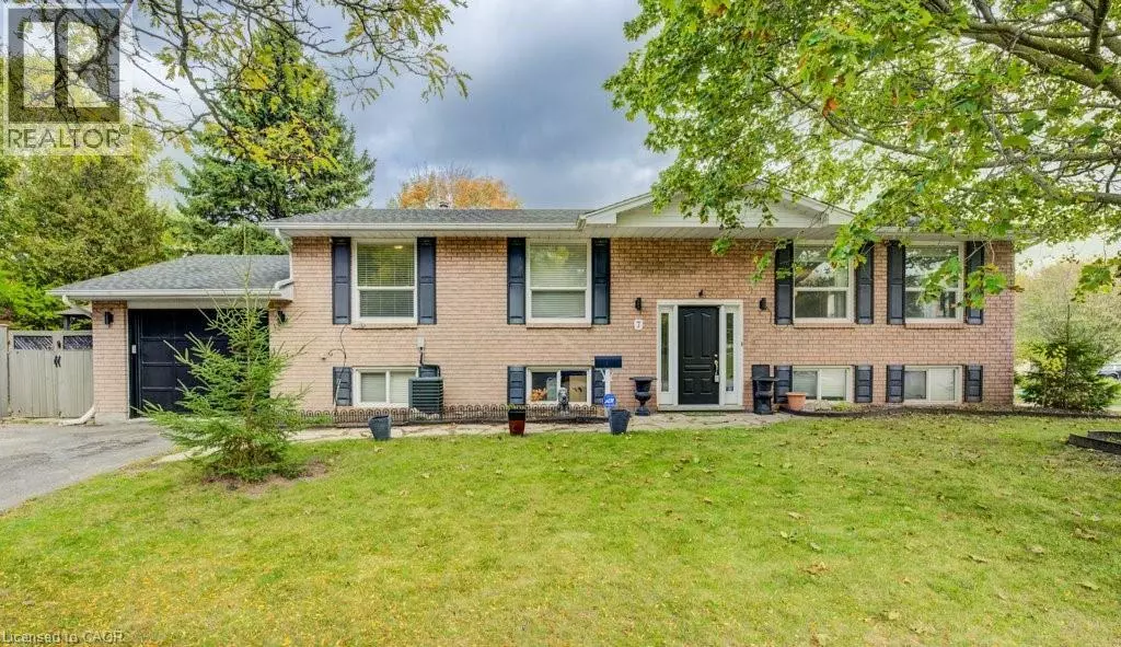 Kitchener, ON N2E2Y9,7 FOLKSTONE Crescent