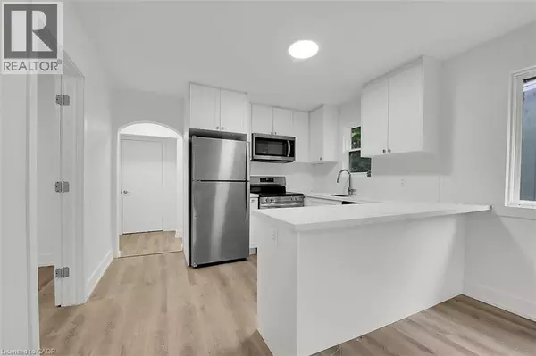 St. Catharines, ON L2S1Z1,34 RYKERT Street