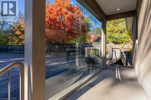 Burlington, ON L7R1A5,2159 LAKESHORE ROAD