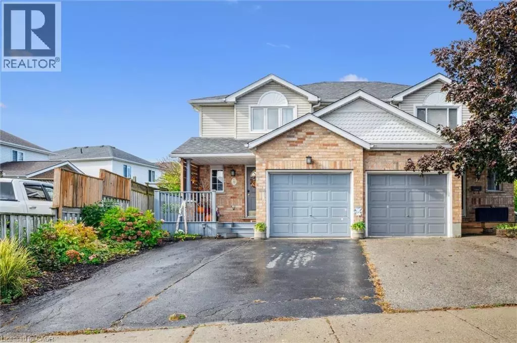 Kitchener, ON N2E3P9,73 HACKBERRY Street