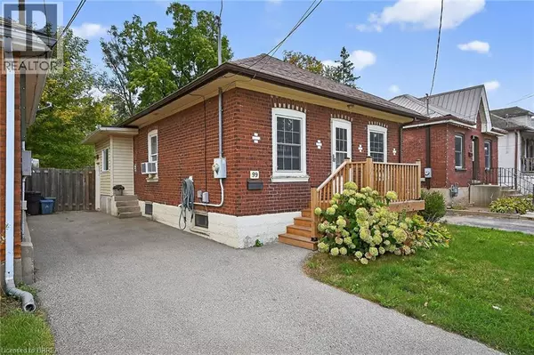 Brantford, ON N3S6L5,99 MAITLAND Street