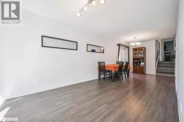 Burlington, ON L7L3X5,5019 BRADY Avenue