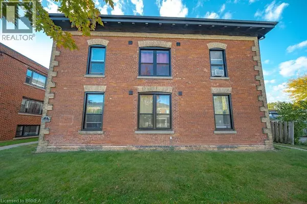 Brantford, ON N3T2P7,7 SHERIDAN ST #7-6