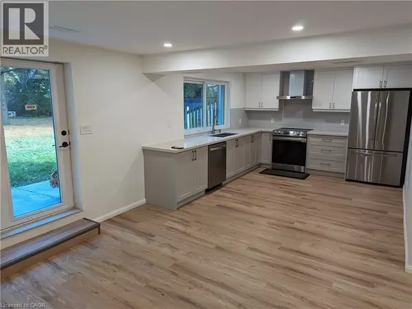 26 SPRINGBANK CRES #LOWER, Kitchener, ON N2M4P7