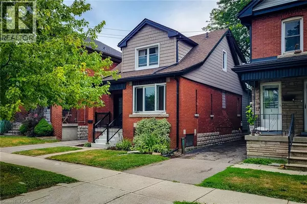 Hamilton, ON L8K2J8,156 PARK Row S