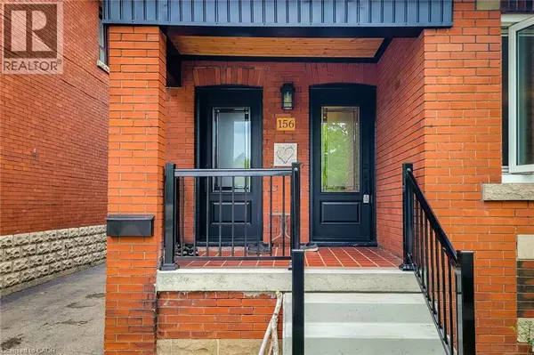 Hamilton, ON L8K2J8,156 PARK Row S