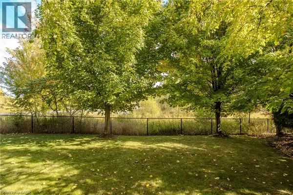 Ancaster, ON L9K1S9,3 DIIORIO Circle