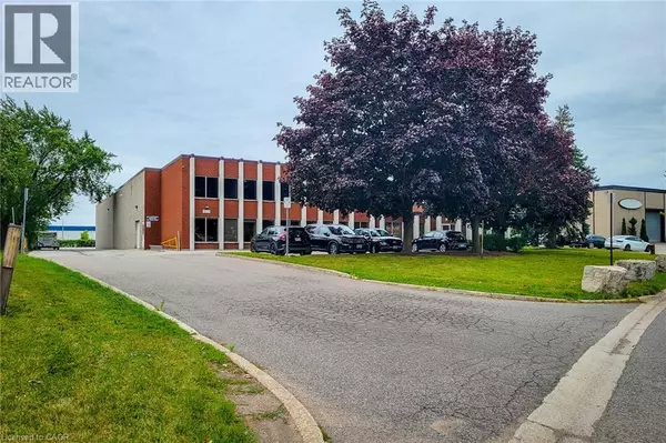 1070 HERITAGE RD #1, Burlington, ON L7L4X9