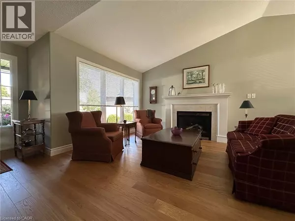 Port Dover, ON N0A1N7,15 BAYSHORE Court