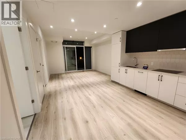 741 KING ST West #306, Kitchener, ON N2G1E5