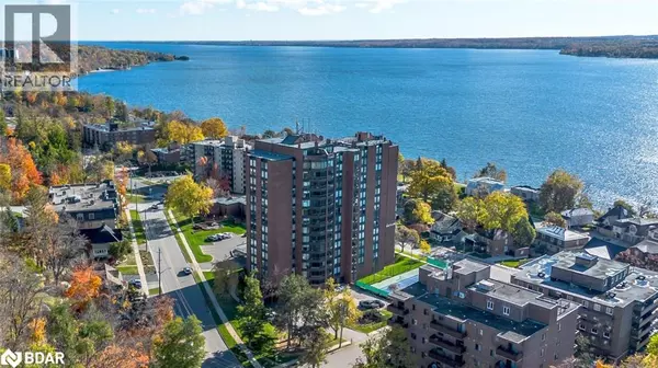 181 COLLIER ST #803, Barrie, ON L4M5L6