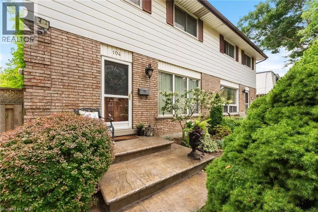 Hamilton, ON L8E1M5,104 BERKINDALE Drive