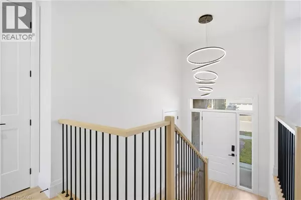 Cayuga, ON N0A1E0,174 PIKE CREEK Drive