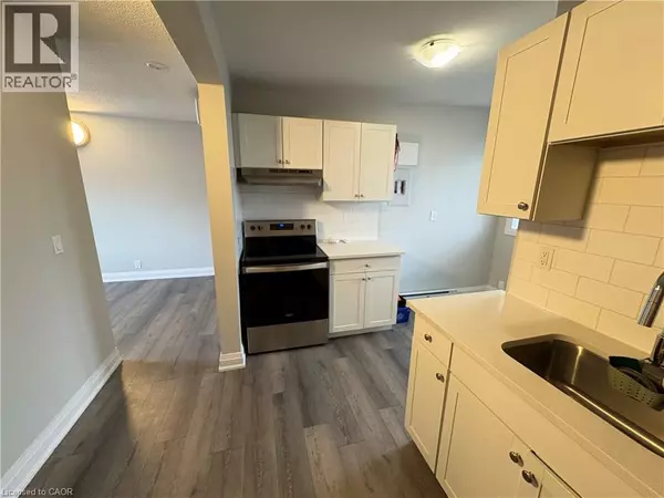 Hamilton, ON L8L6J9,81 GIBSON AVE #2