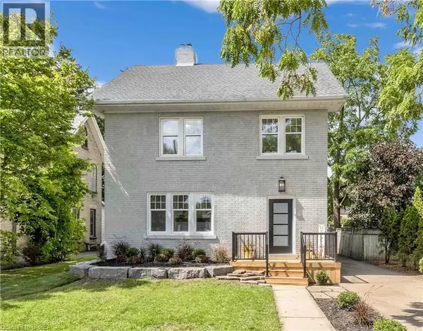 Brantford, ON N3T4H2,15 HAWARDEN Avenue