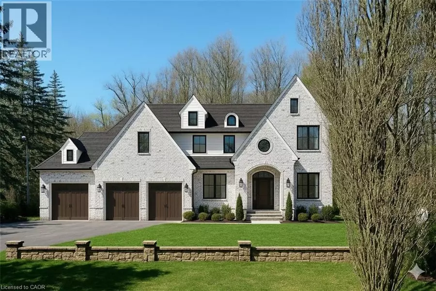 32 MAPLE HILL Drive, Kitchener, ON N2M2R8