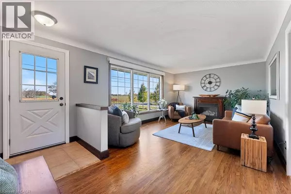 Hamilton, ON L0R1W0,5187 WHITE CHURCH Road E