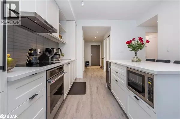 Barrie, ON L4M0L7,185 DUNLOP STREET EAST ST East #714