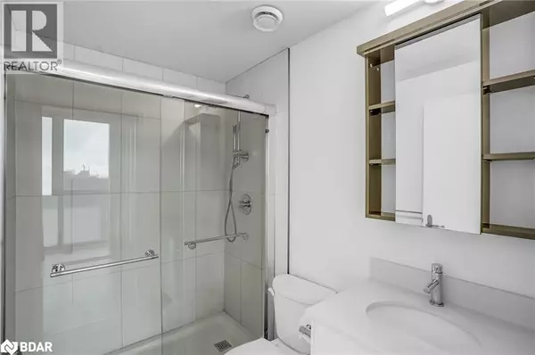 Kitchener, ON N2H0C7,60 FREDERICK ST #1409