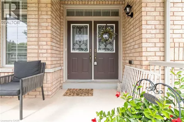 Oakville, ON L6M0P5,573 GARDENBROOK Avenue