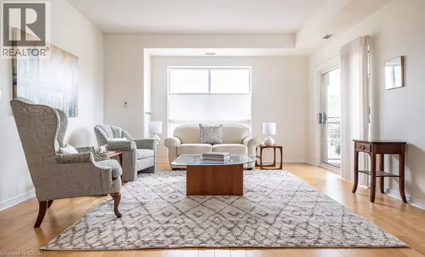 Dundas, ON L9H7S9,4000 CREEKSIDE DR #401