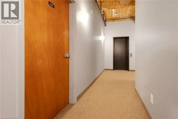 Cambridge, ON N1R4K4,85 SPRUCE ST #206