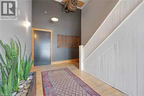 Cambridge, ON N1R4K4,85 SPRUCE ST #206