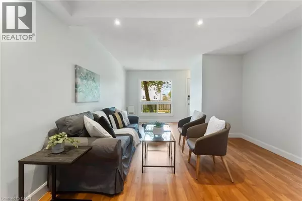 8646 WILLOUGHBY DR #10, Niagara Falls, ON L2G6X7