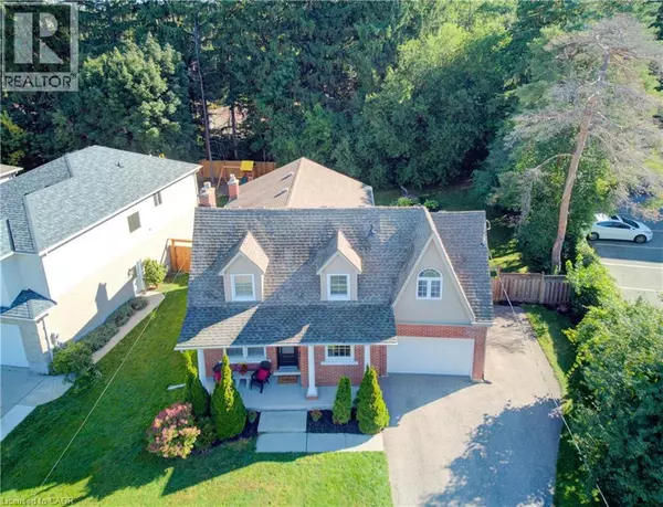 6 CHURCHILL Street, Waterloo, ON N2L2X2