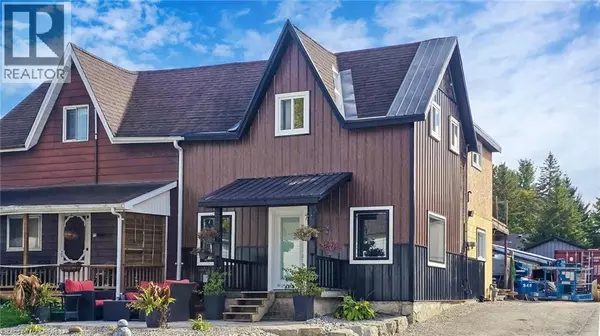 Uxbridge, ON L9P1H4,94 MILL Street