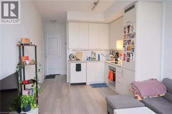 Mississauga, ON L5B0N3,36 ELM DR #3005