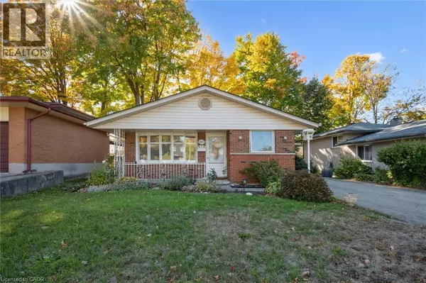 Kitchener, ON N2E2G5,207 LAURENTIAN Drive