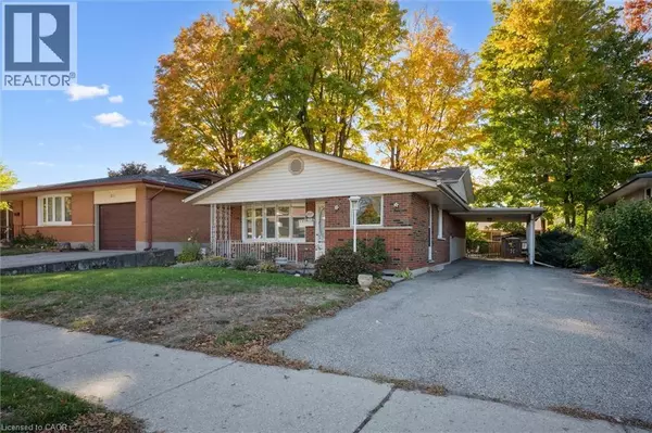 207 LAURENTIAN Drive, Kitchener, ON N2E2G5