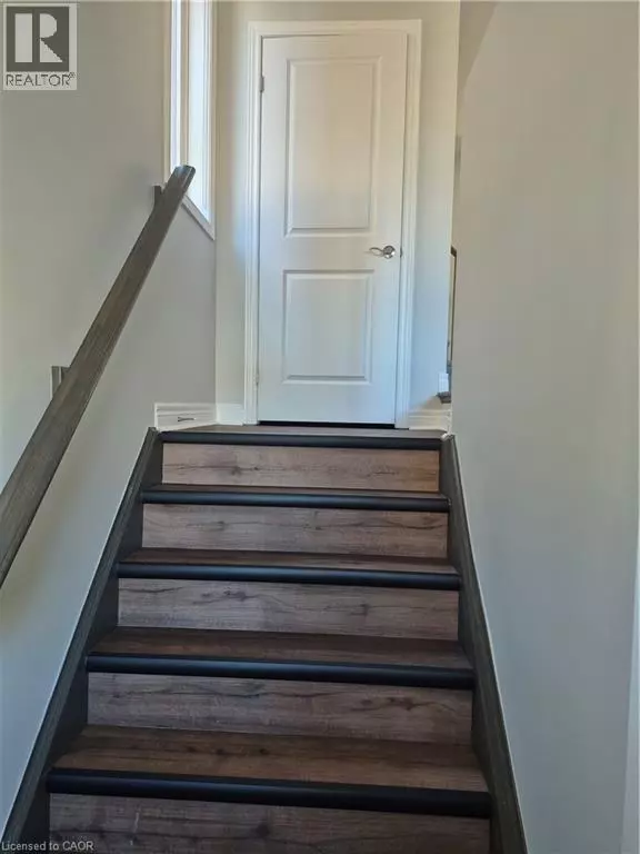 Ancaster, ON L9K0K1,13 BARLEY Lane