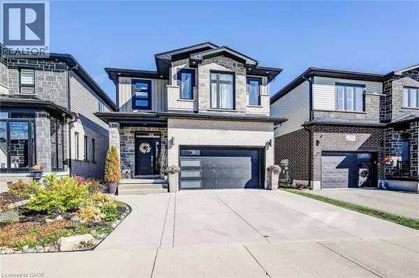 Kitchener, ON N2R0P4,928 CHAPEL HILL Court