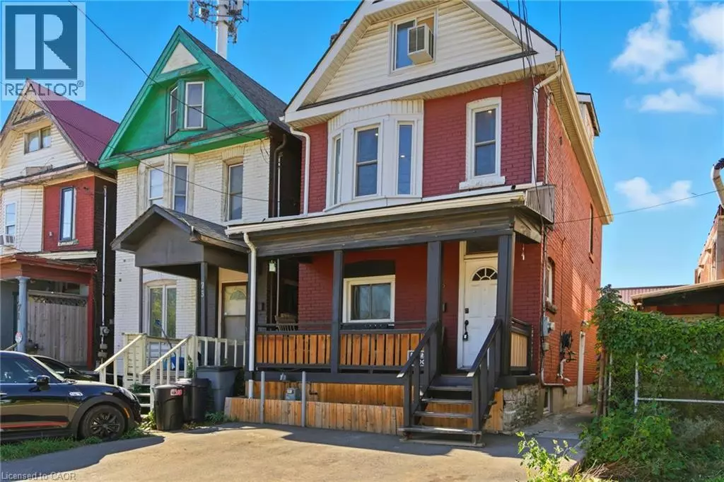 Hamilton, ON L8L6A4,75 NIAGARA Street